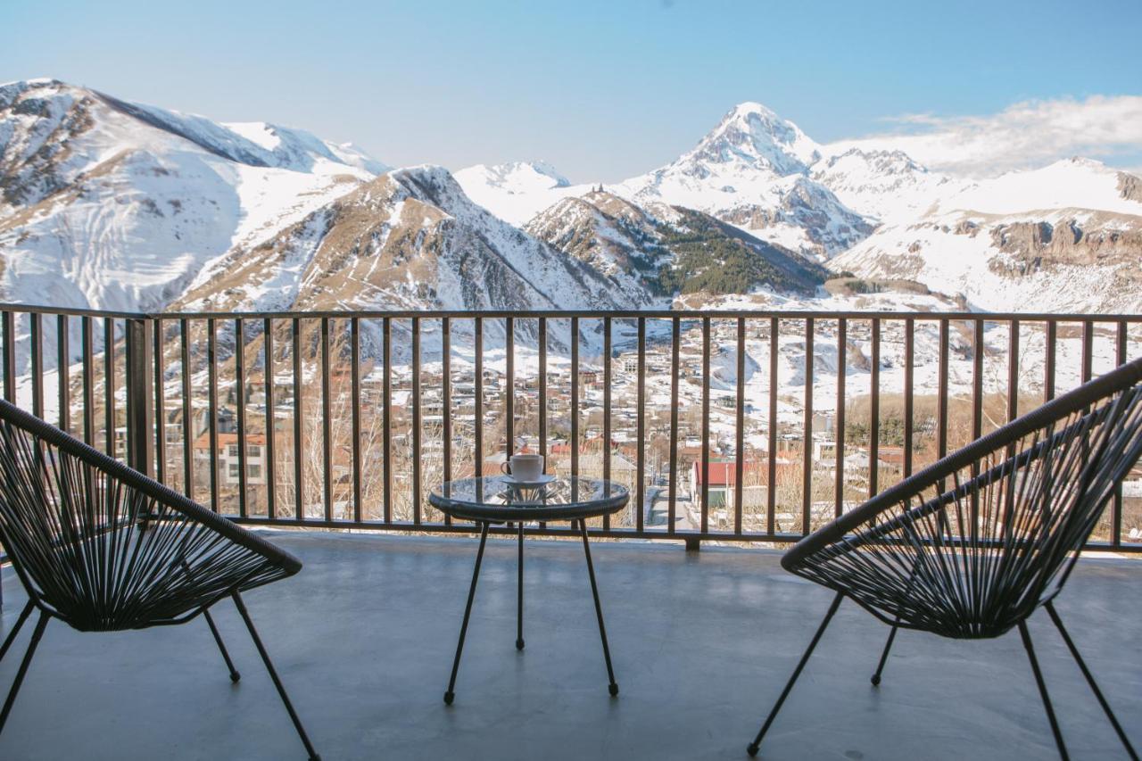 Hotel Intourist Kazbegi Esterno foto
