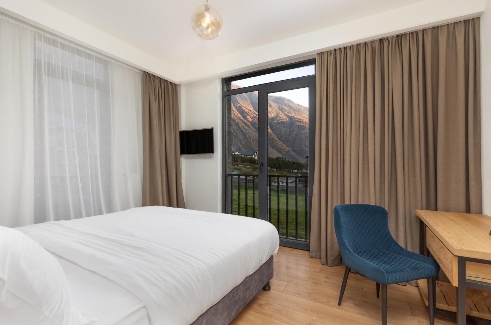 Hotel Intourist Kazbegi Esterno foto